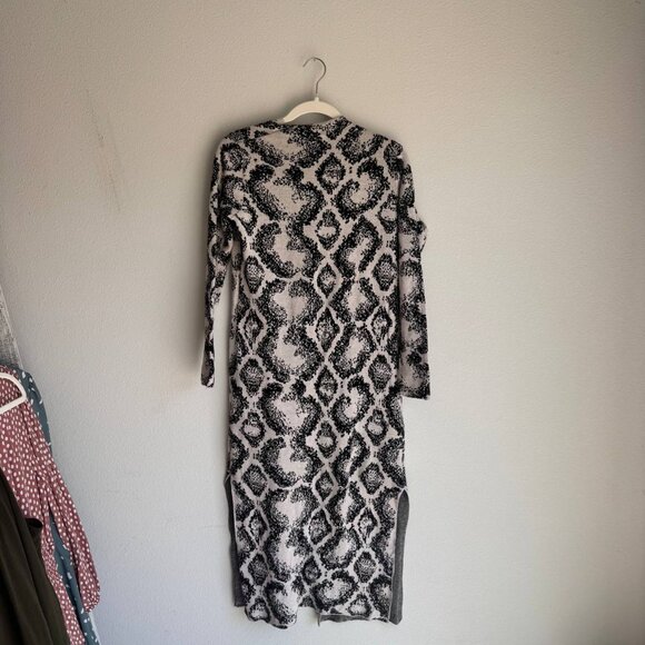 For Thee Long Snake Print Cardigan with Front Patch Pockets – Size S - Picture 2 of 8